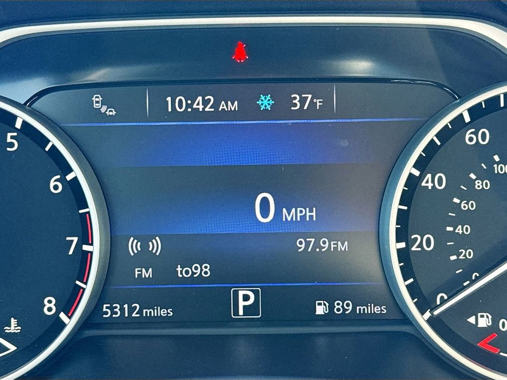 Used 2024 Nissan Murano SV image 12