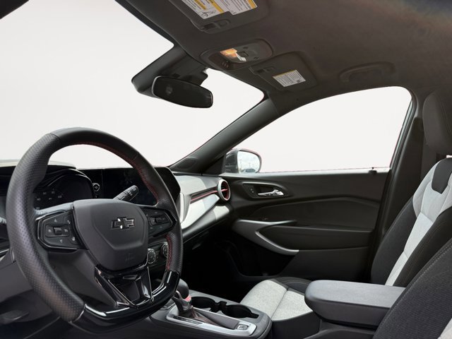 Certified 2024 Chevrolet Trax RS w/ Driver Confidence Package FWD image 9