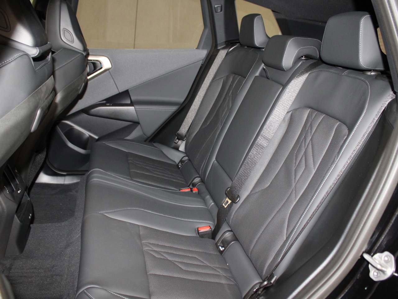 Certified 2025 BMW X3 xDrive30i image 17