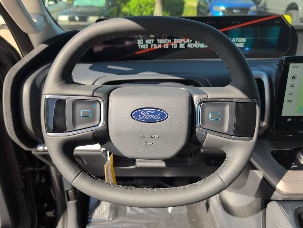 New 2026 Ford Expedition Active image 31