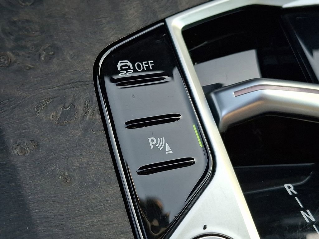 Used 2024 BMW X5 xDrive40i w/ Premium Package image 18