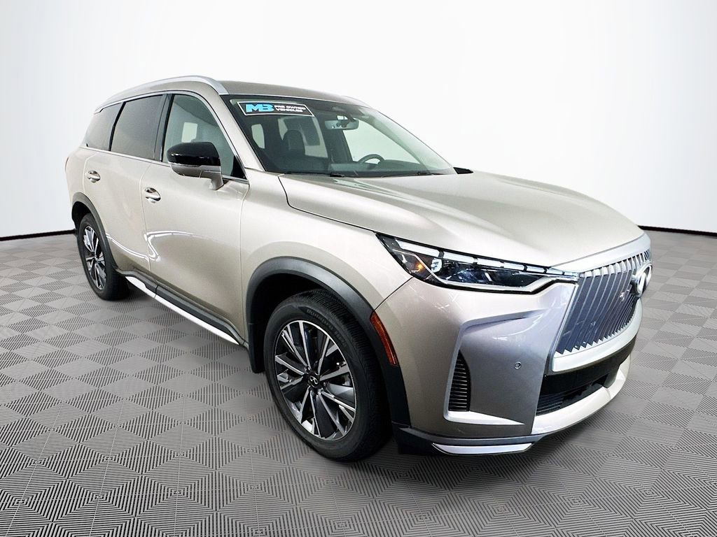 Certified 2026 INFINITI QX60 Luxe w/ Cargo Package FWD image 3
