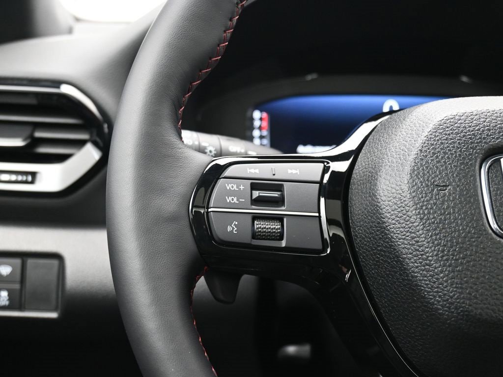 Certified 2025 Honda Pilot Black Edition image 54