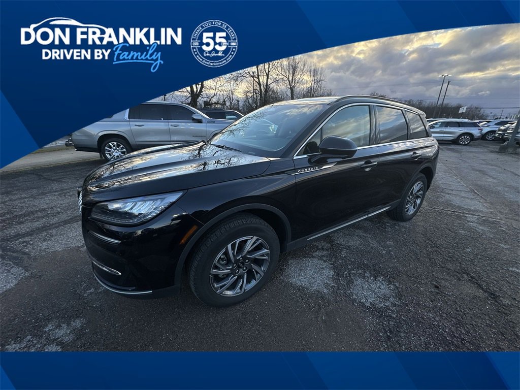 Used 2025 Lincoln Corsair FWD w/ Equipment Group 101A