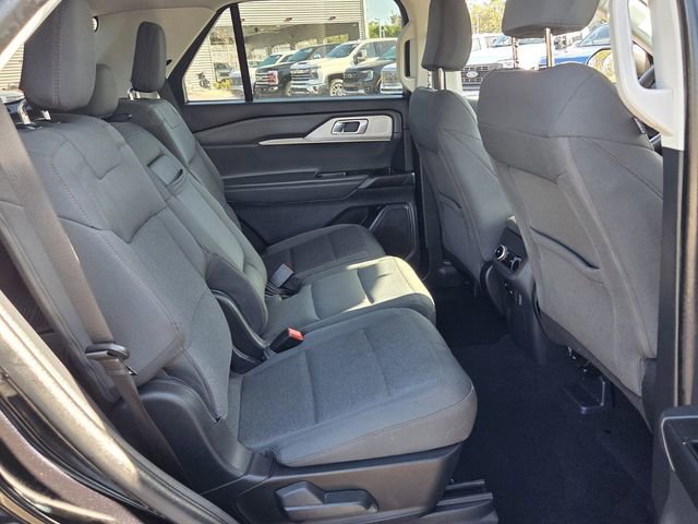 Certified 2025 Ford Explorer Active image 18