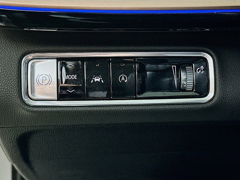 Used 2025 Buick Envision Sport Touring image 10