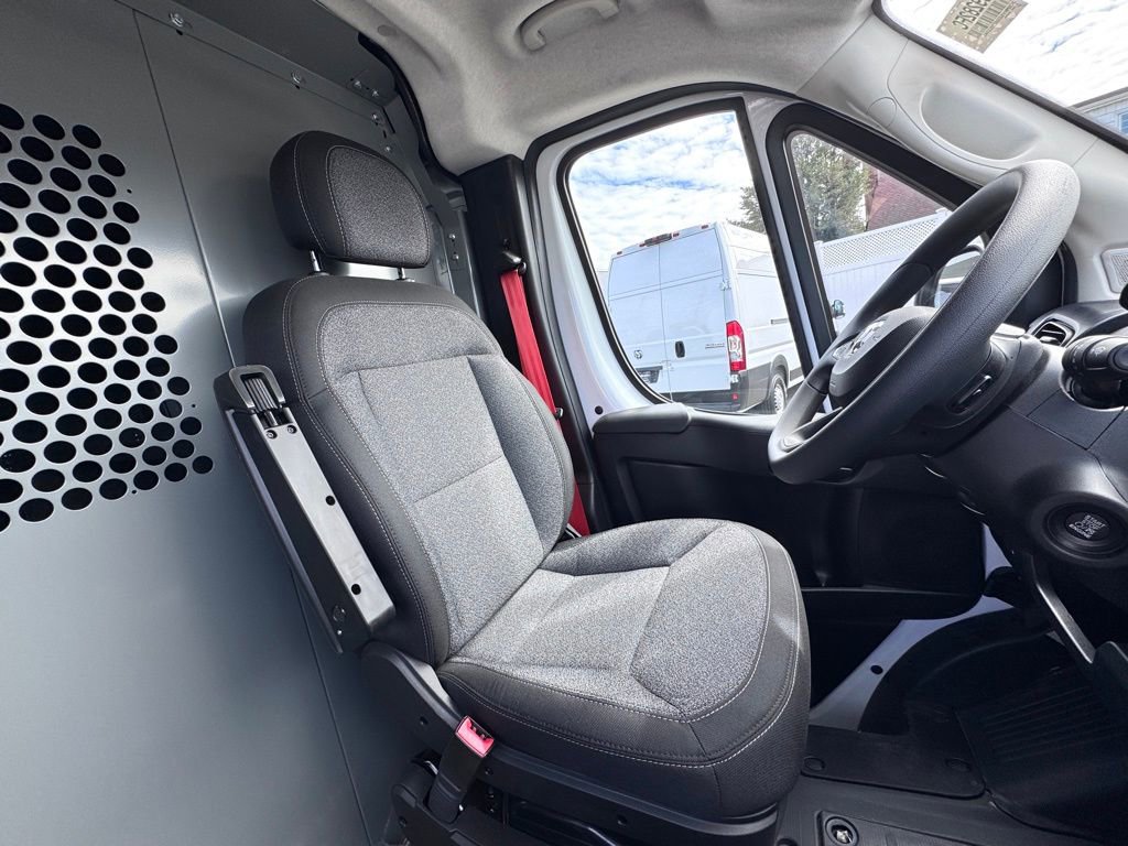 Used 2025 RAM ProMaster 3500 image 21