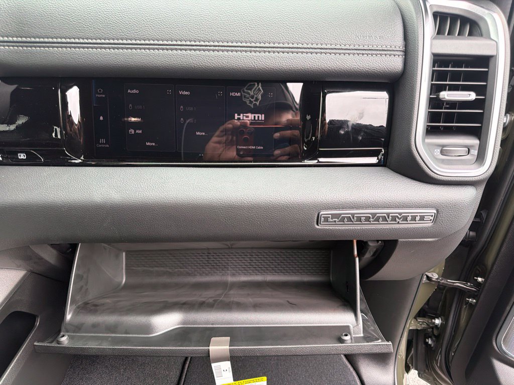 New 2026 RAM 1500 Laramie AWD/4WD image 44