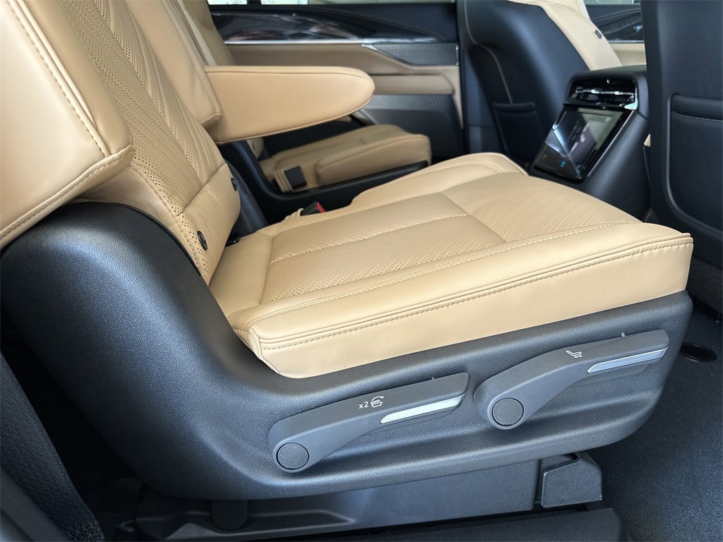 New 2026 Cadillac Escalade IQ Sport 2 image 36