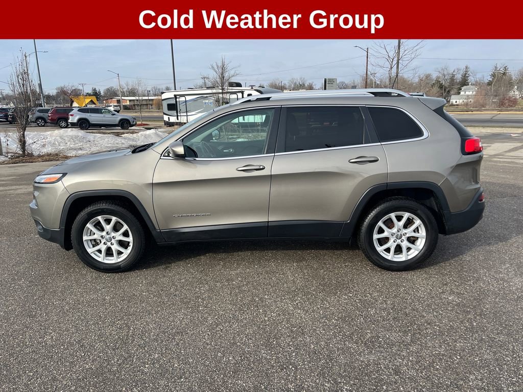 Used 2016 Jeep Cherokee Latitude w/ Safety/Convenience Group image 2