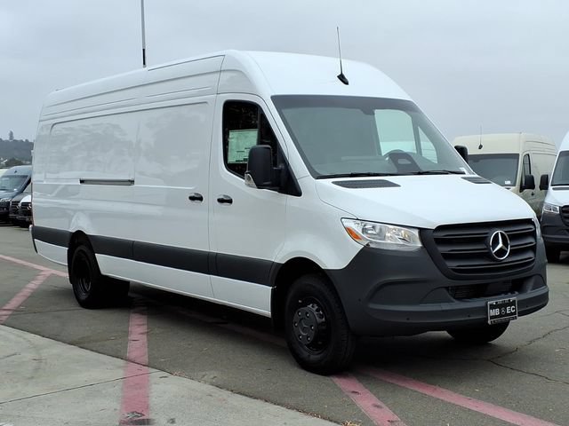 New 2026 Mercedes-Benz Sprinter 3500 image 18