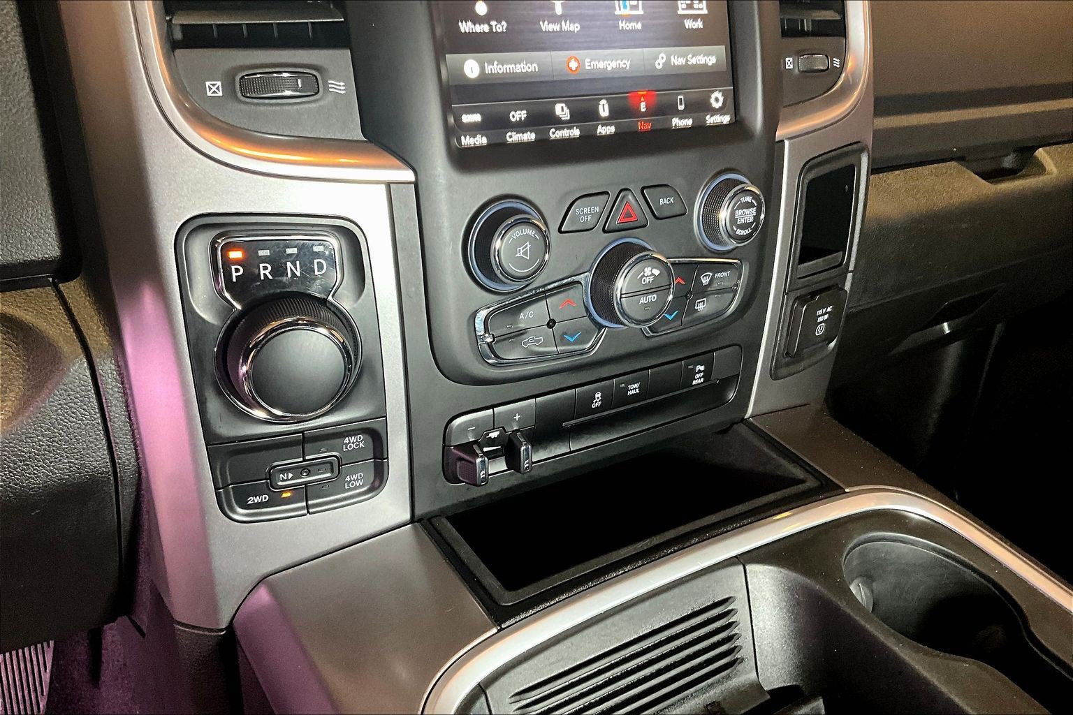 Used 2023 RAM 1500 Classic Warlock w/ Trailer Tow Group AWD/4WD image 17