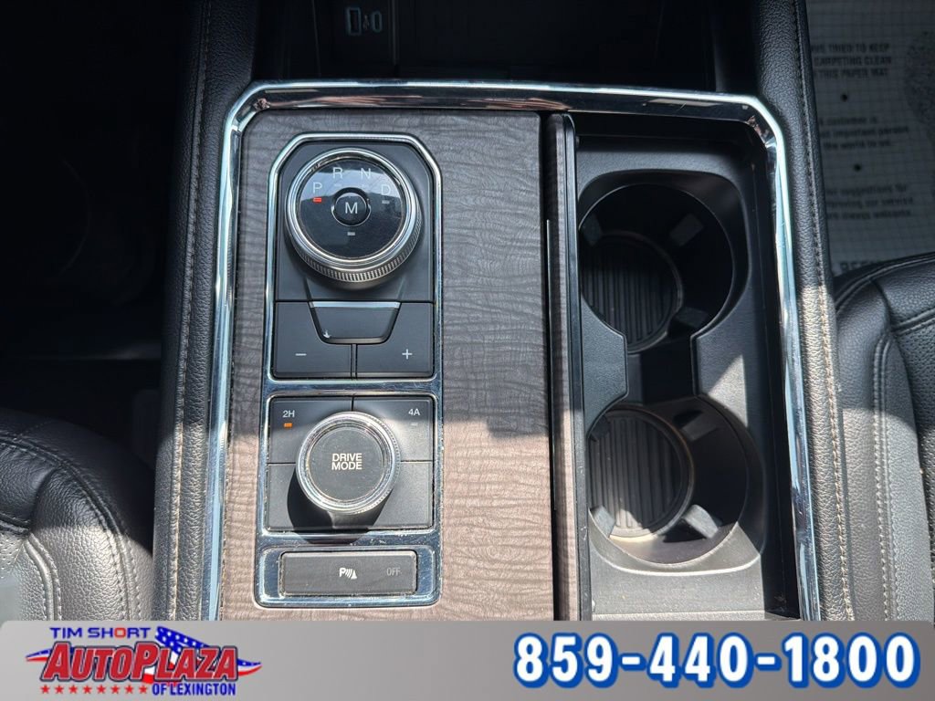 Used 2020 Ford Expedition Limited image 24