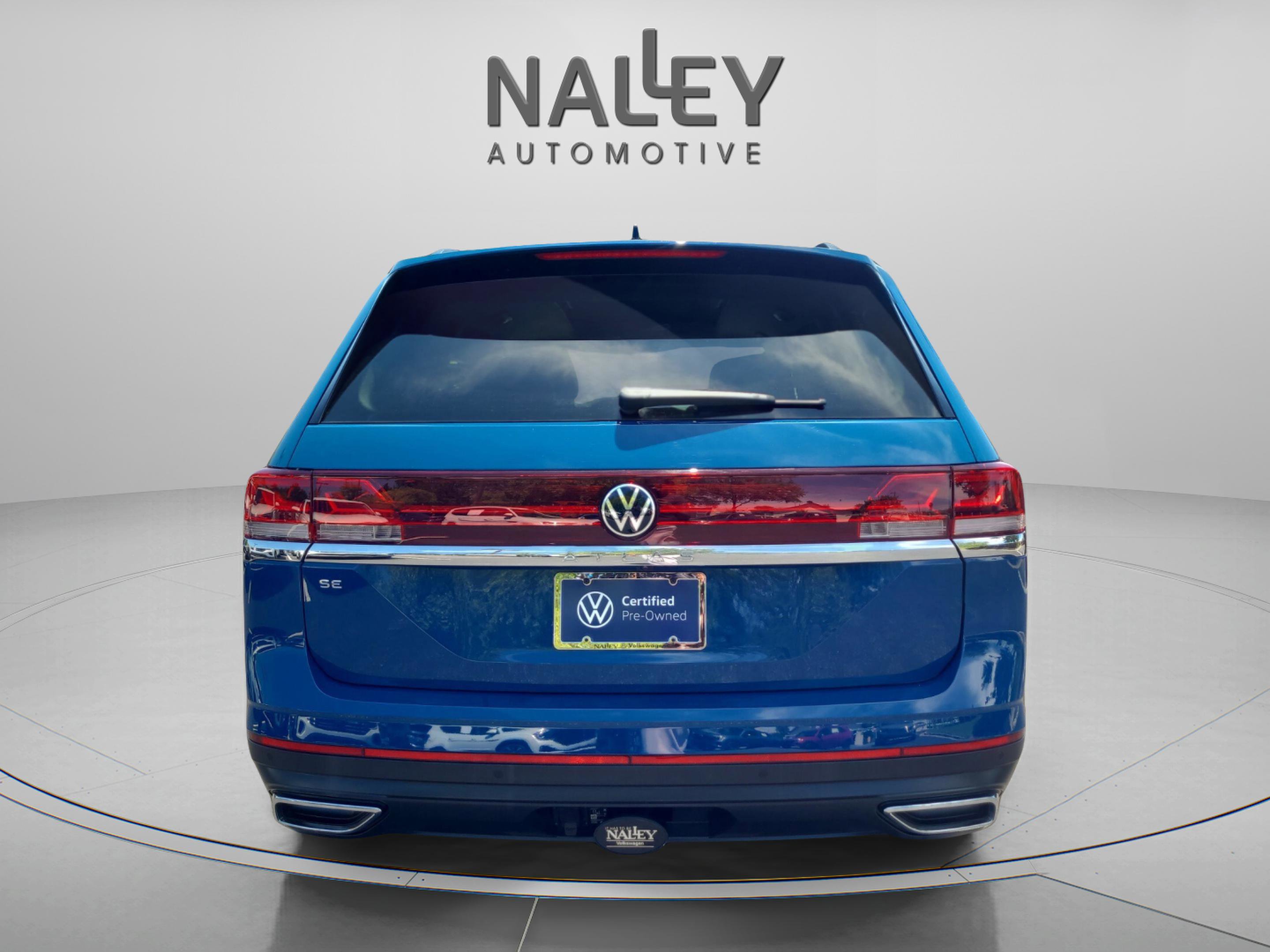 Used 2025 Volkswagen Atlas SE image 4