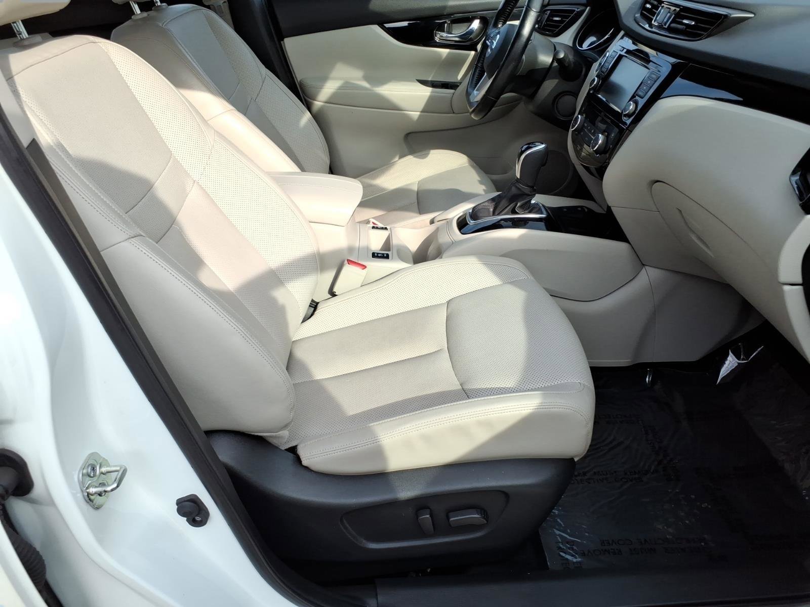 Used 2022 Nissan Rogue Sport SL w/ Premium Package AWD/4WD image 6