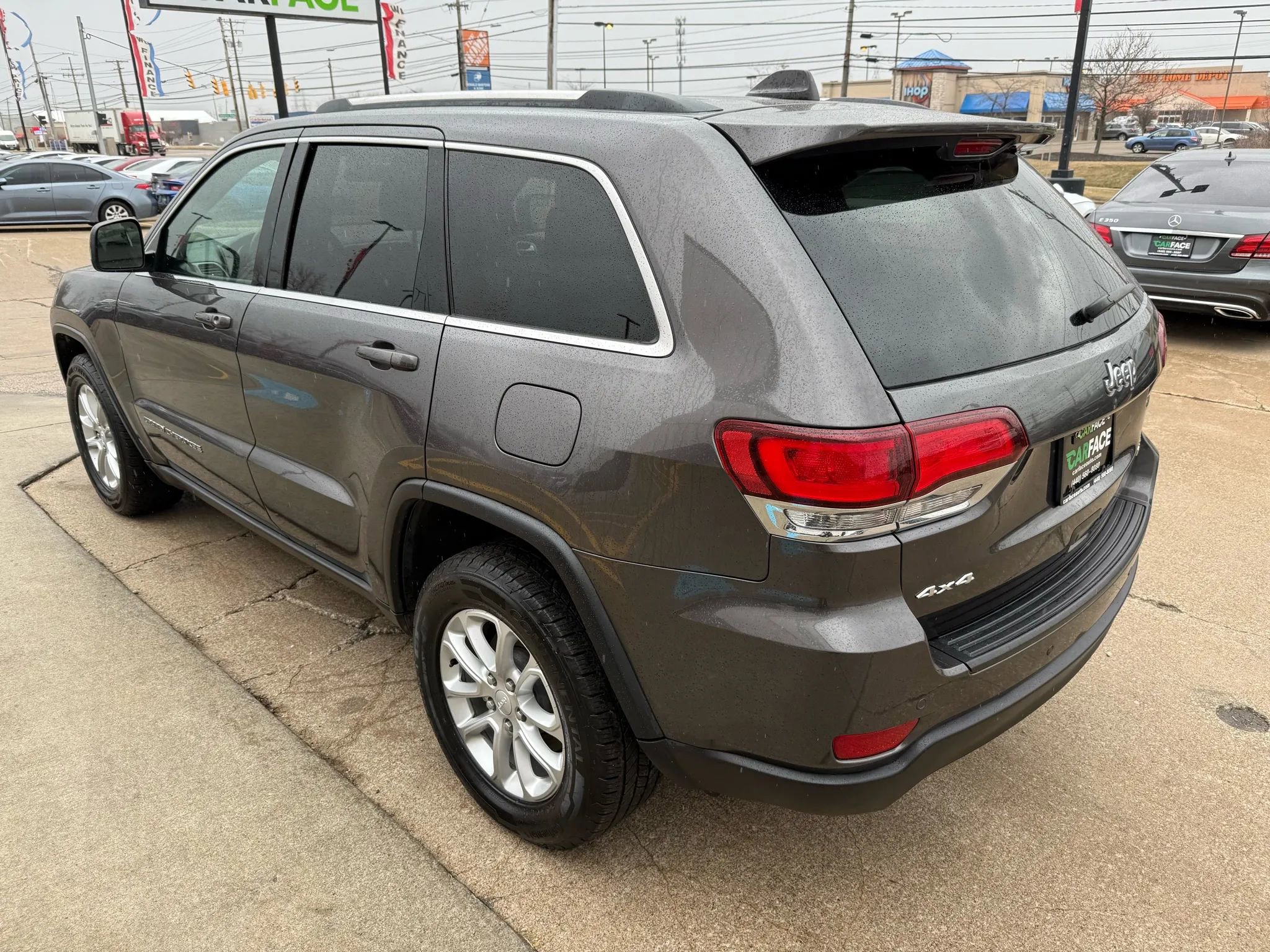 Used 2021 Jeep Grand Cherokee Laredo X image 7
