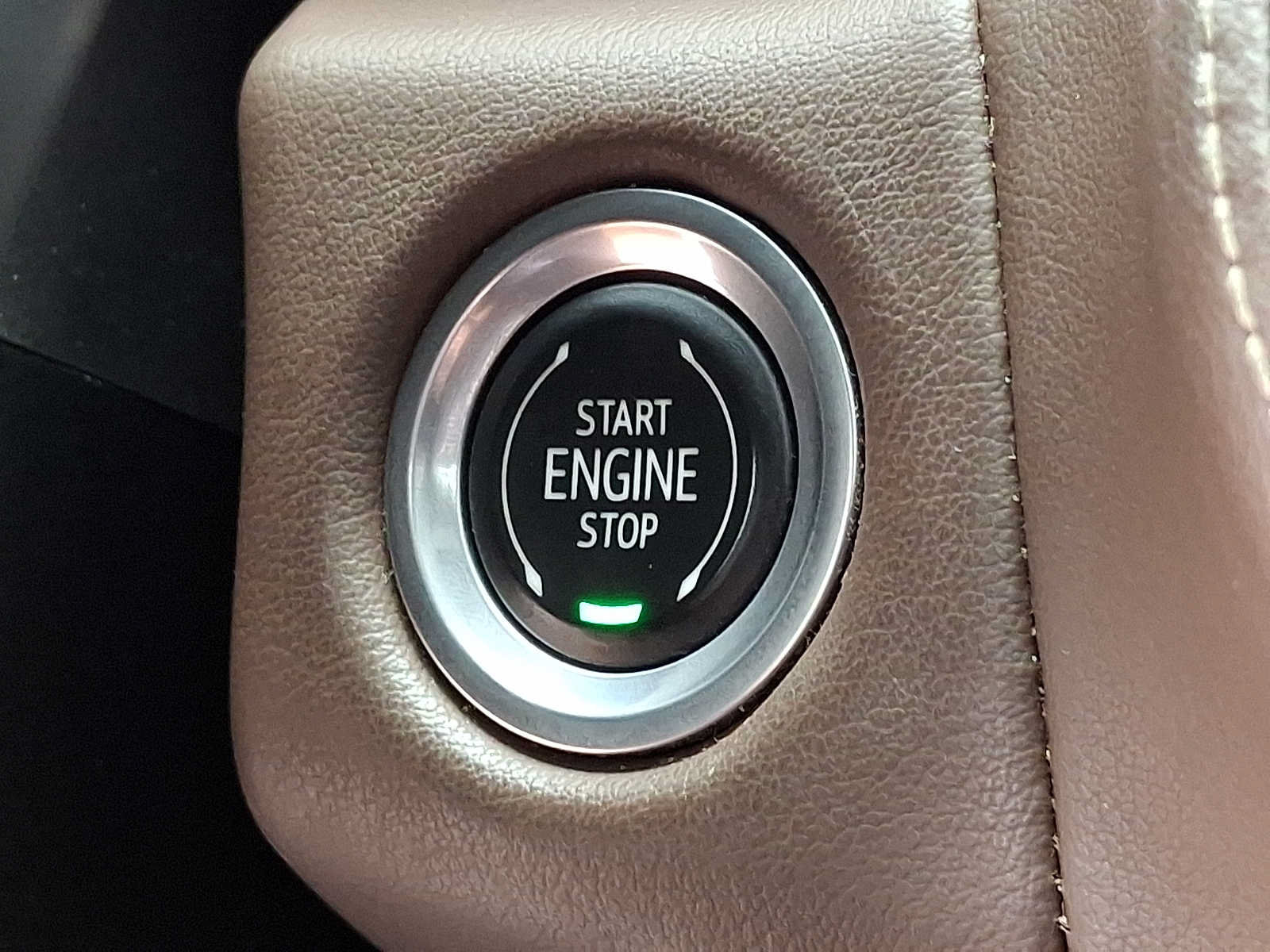 Used 2023 Chevrolet Suburban High Country w/ LPO, Illumination Package AWD/4WD image 26