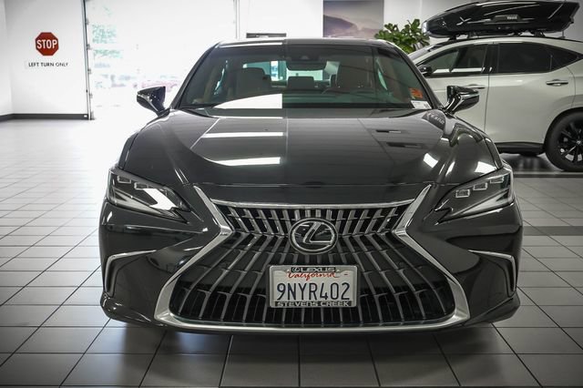 Certified 2024 Lexus ES 300h w/ Premium Package FWD image 3