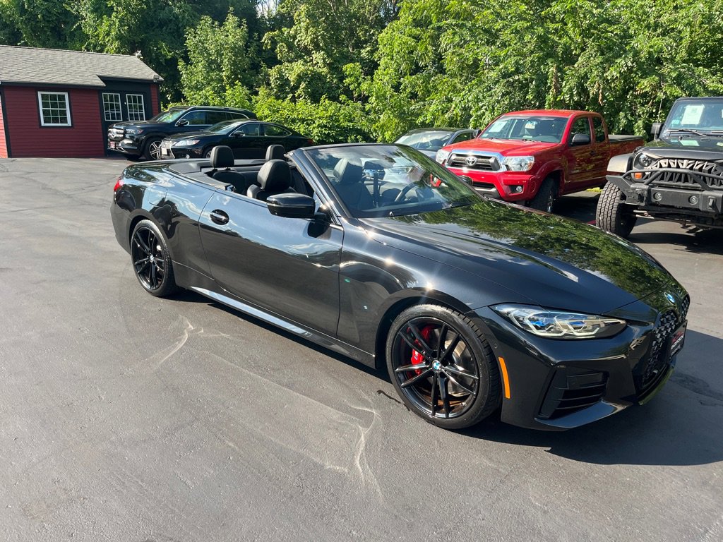 Used 2021 BMW M440i Convertible w/ Executive Package image 34