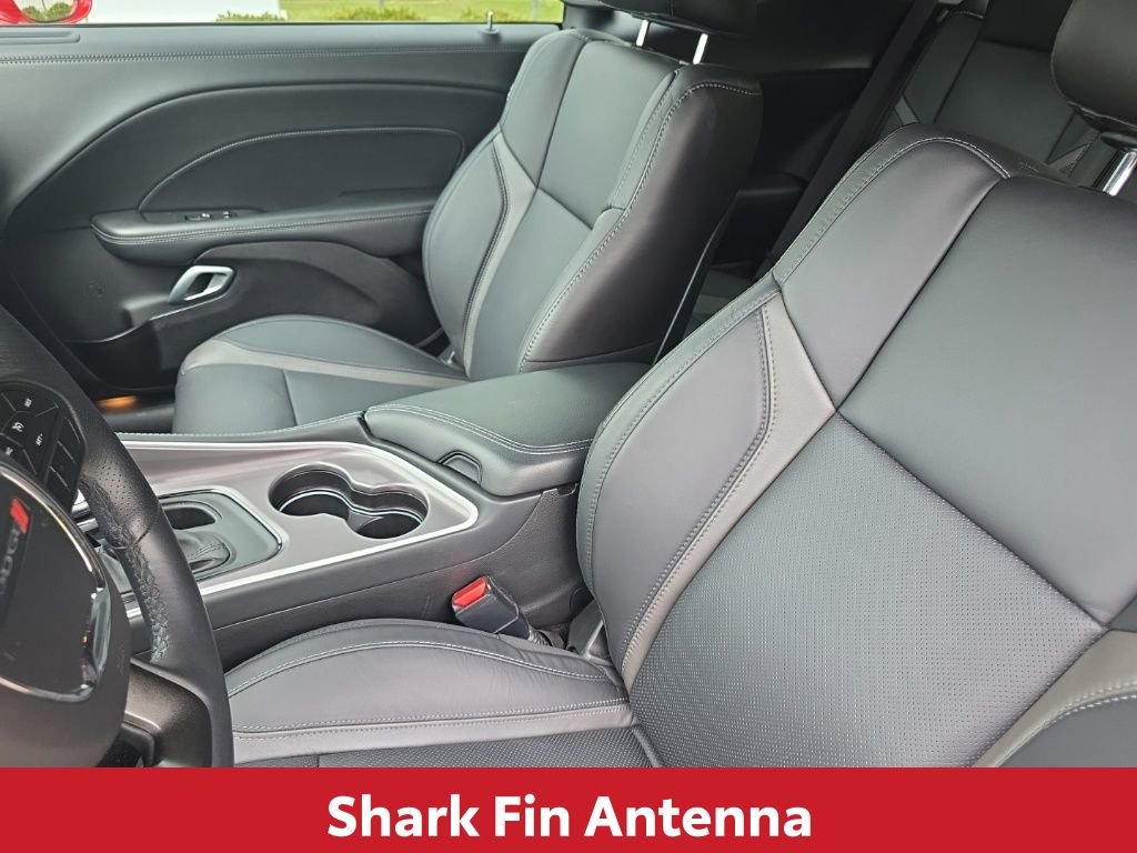 Used 2022 Dodge Challenger SXT w/ Plus Package image 15