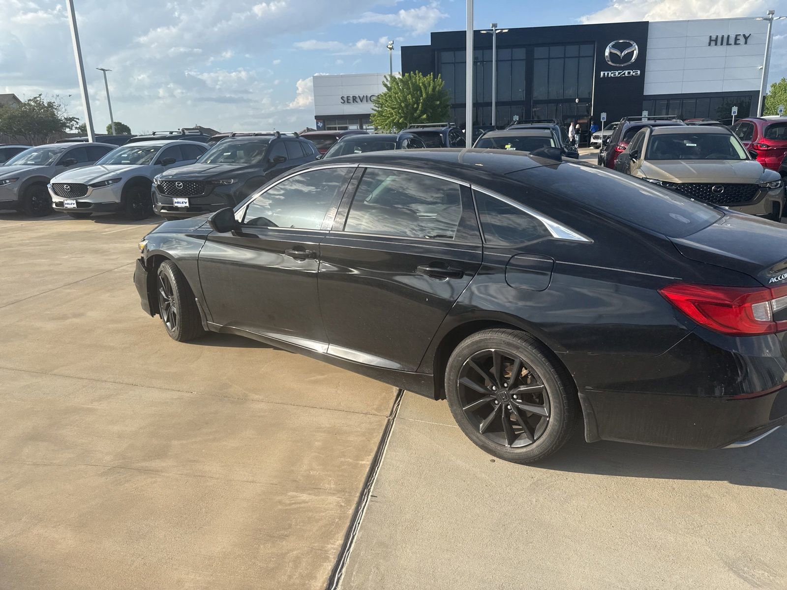 Used 2021 Honda Accord LX image 11