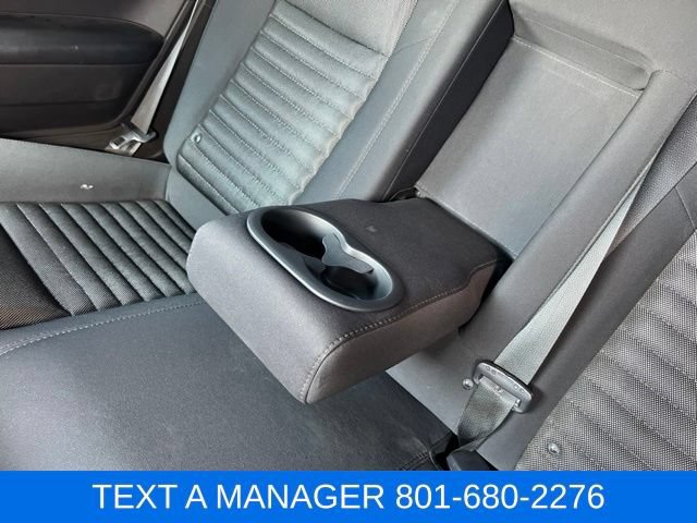 Used 2014 Dodge Challenger SXT RWD image 27