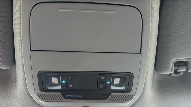 Used 2022 Ford F150 Lightning Pro AWD/4WD image 30