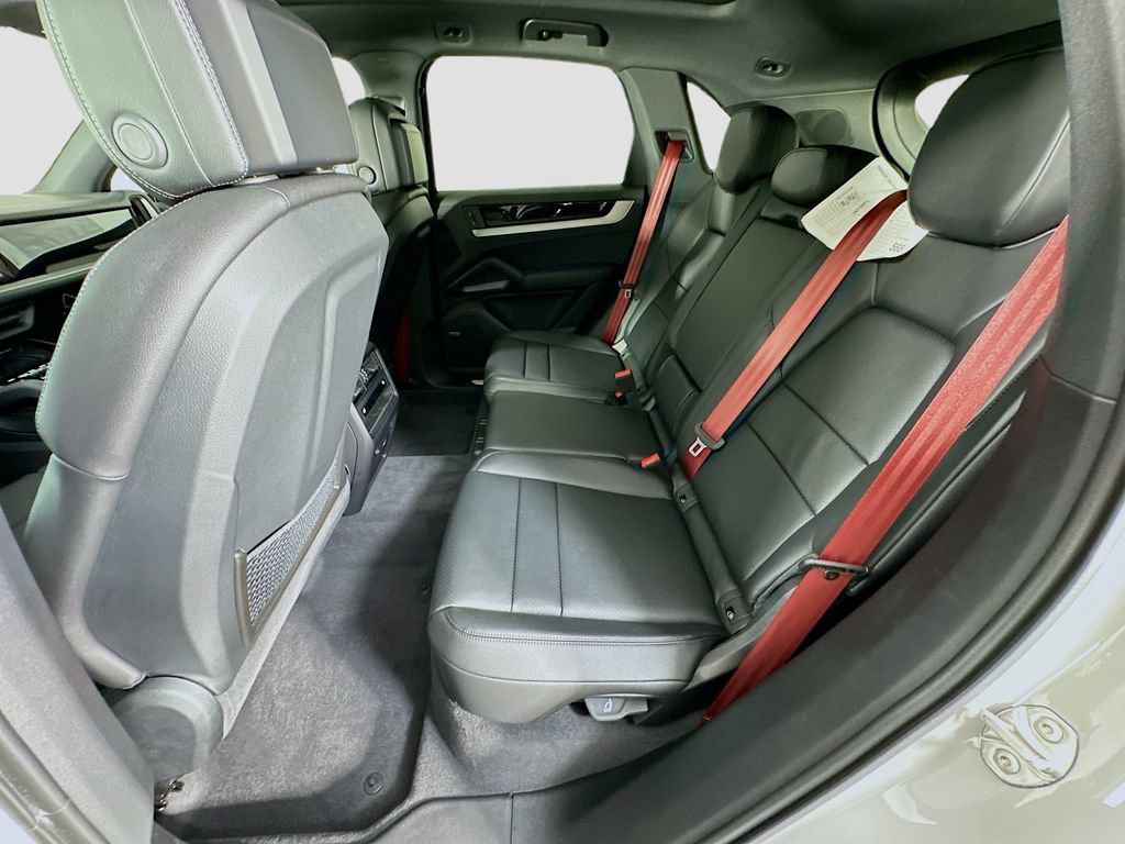 New 2026 Porsche Cayenne S AWD/4WD image 24