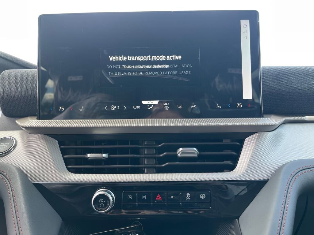 New 2026 Ford Explorer Active image 8