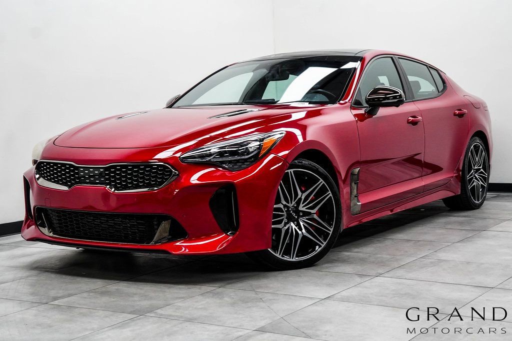 Used 2023 Kia Stinger GT2 image 1