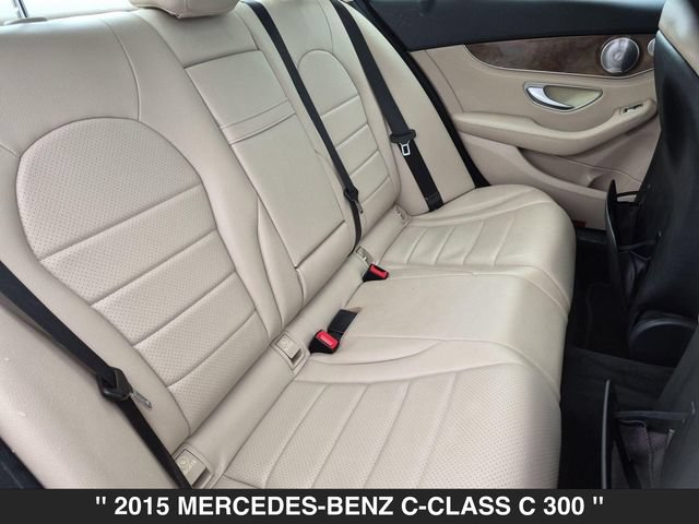 Used 2015 Mercedes-Benz C 300 4MATIC Sedan image 30
