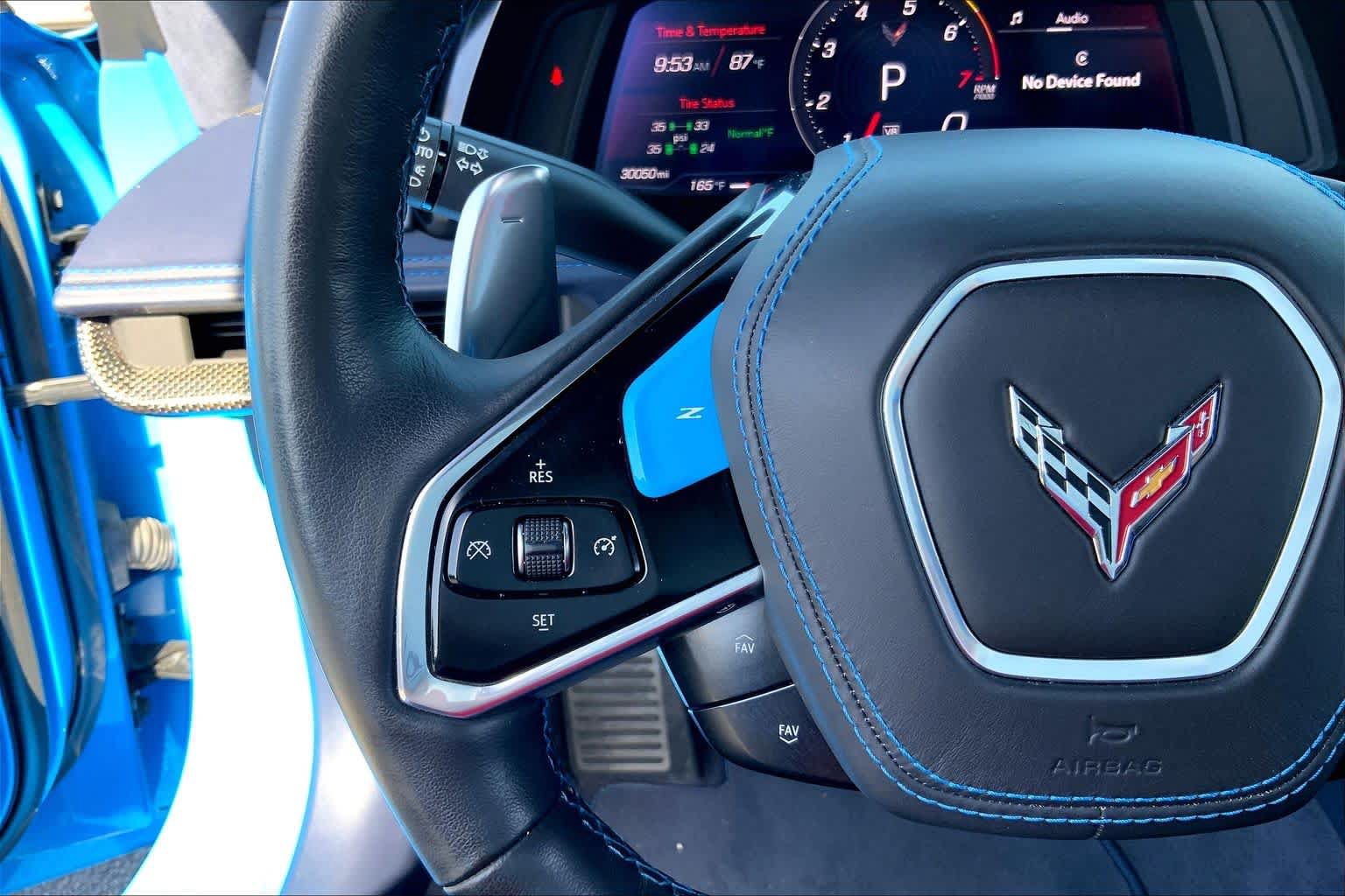 Used 2022 Chevrolet Corvette Stingray Premium Conv w/ Z51 Performance Package RWD image 18