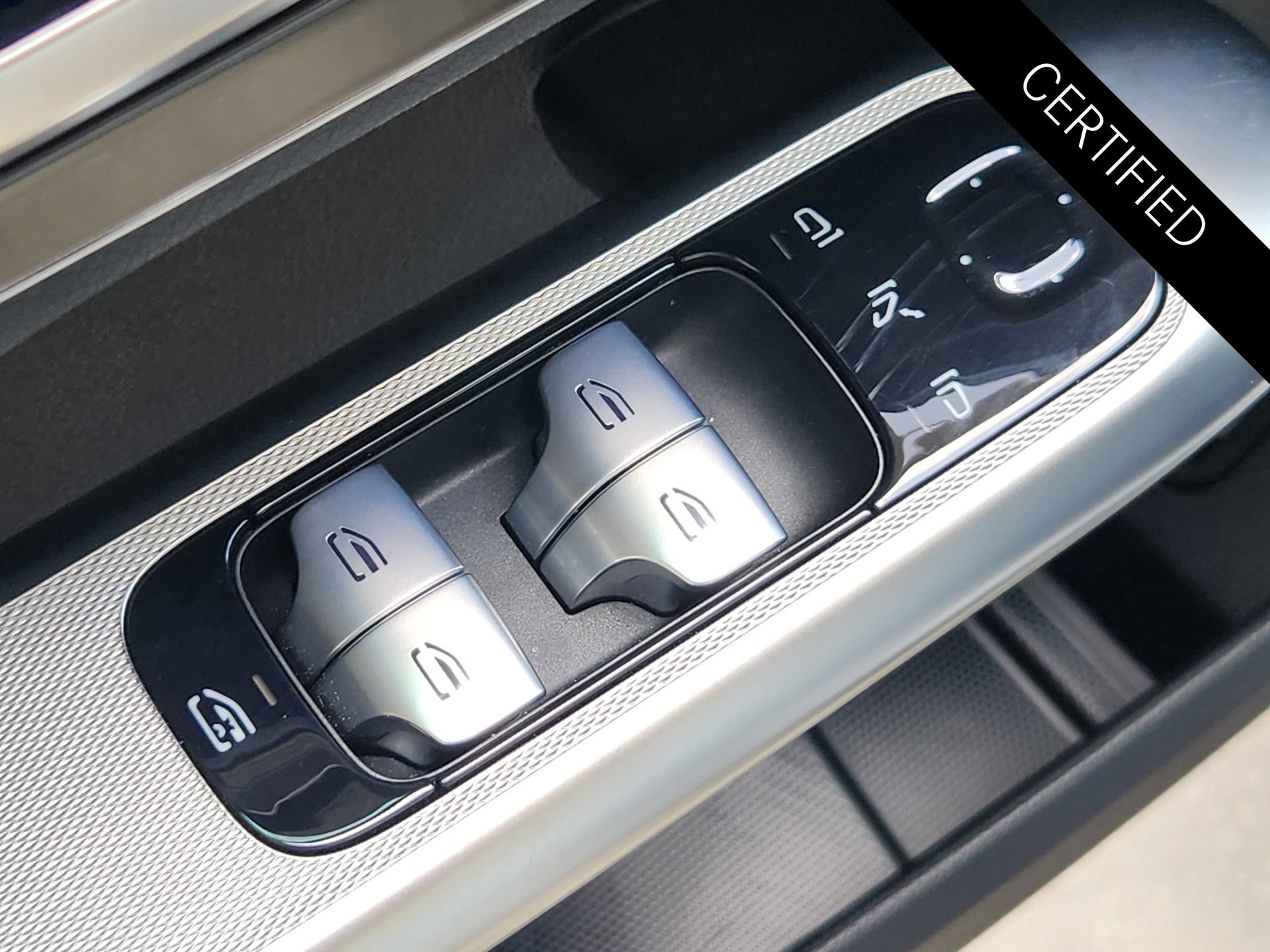 Certified 2026 Mercedes-Benz GLC 300 image 23