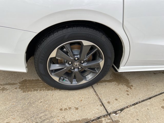 Used 2023 Honda Odyssey Elite image 32