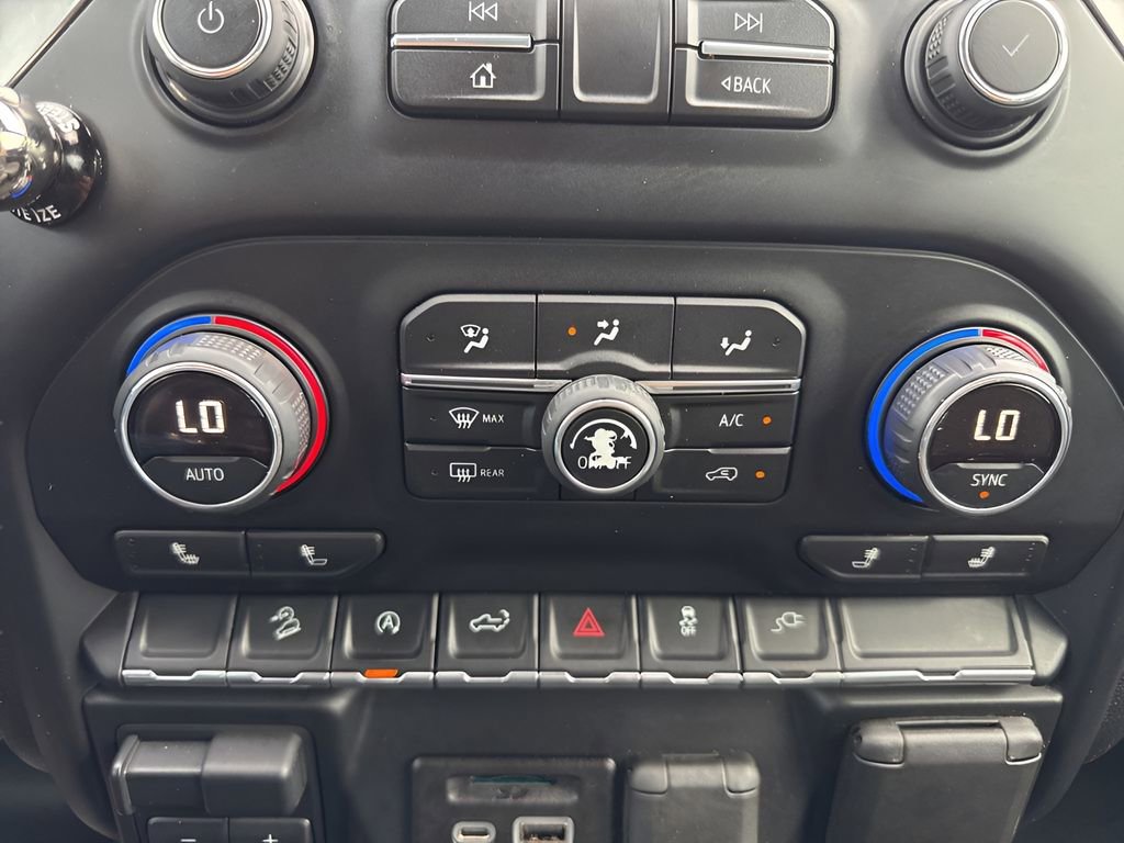 Used 2019 Chevrolet Silverado 1500 LT w/ All-Star Edition AWD/4WD image 18