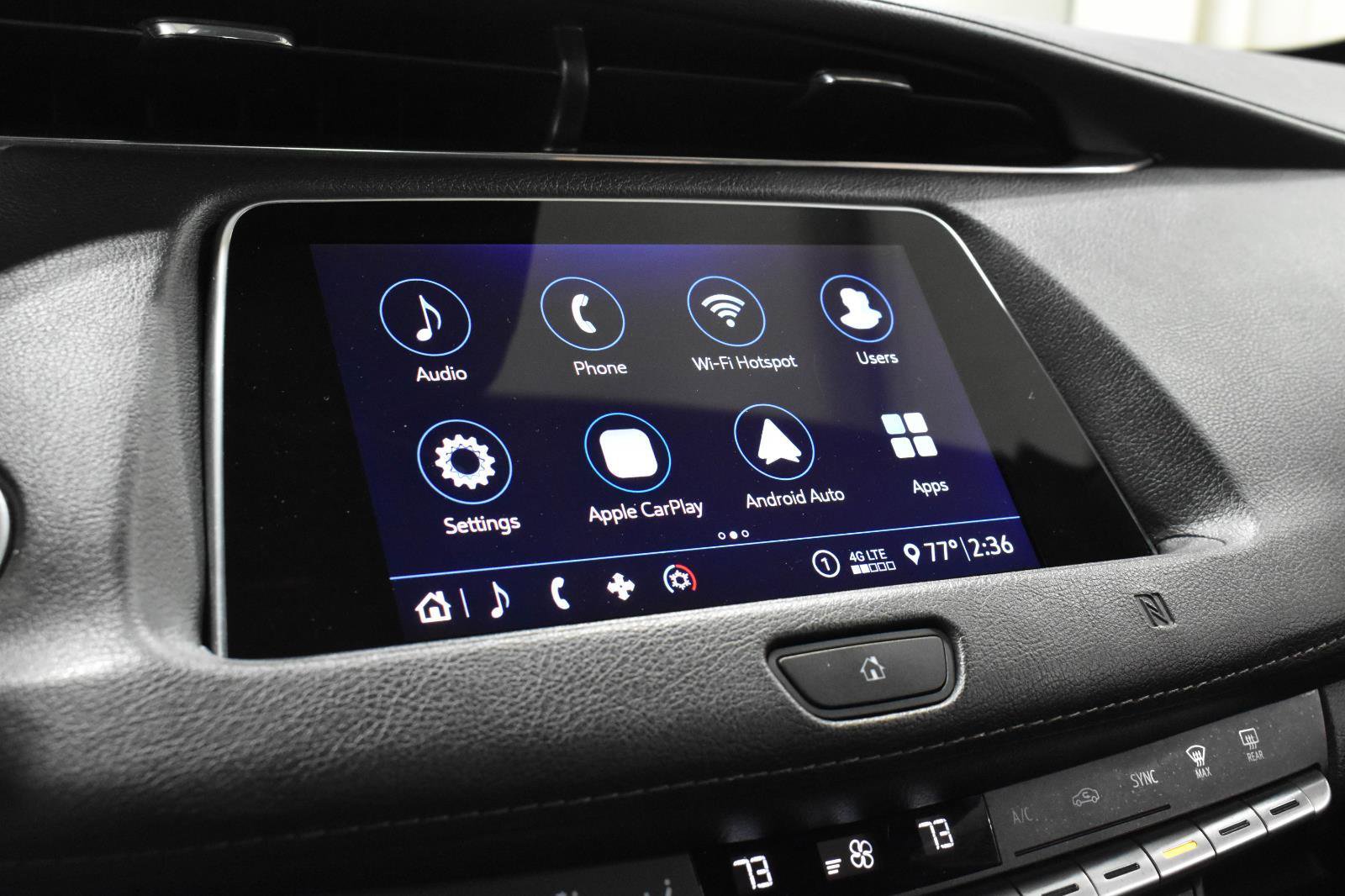 Used 2020 Cadillac XT4 Premium Luxury image 16