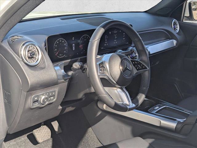 Used 2025 Mercedes-Benz GLB 250 image 10
