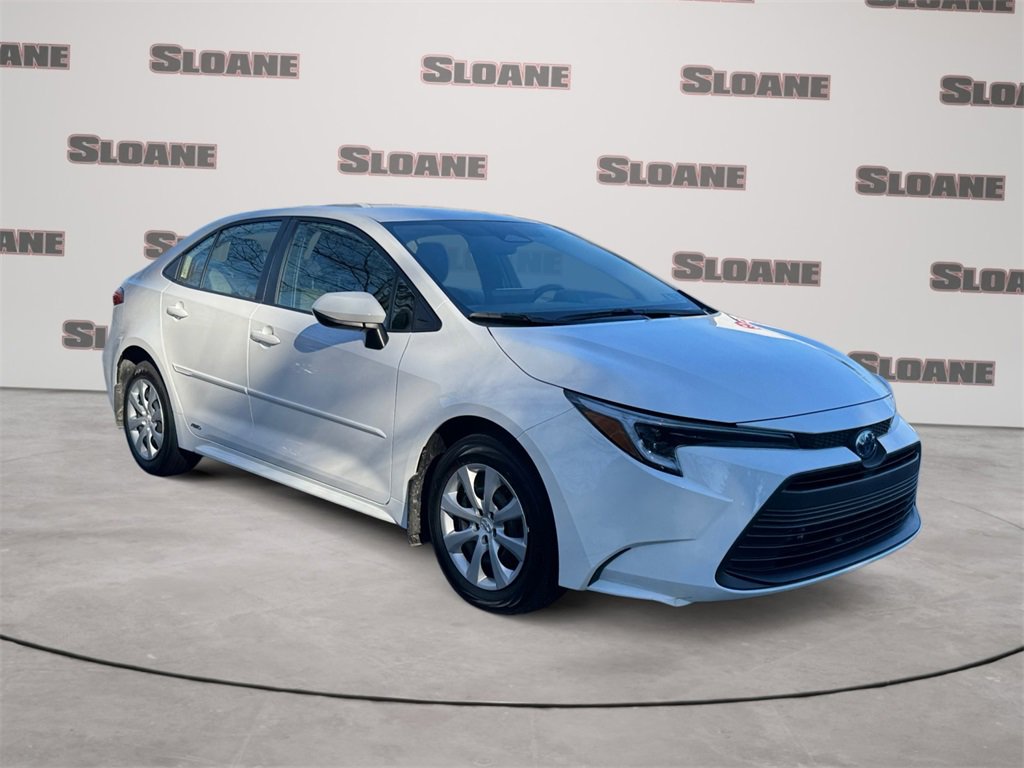 Used 2024 Toyota Corolla LE image 7