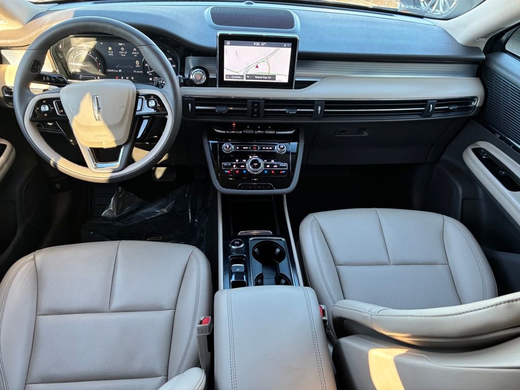 Certified 2022 Lincoln Corsair AWD w/ Equipment Group 101A image 21