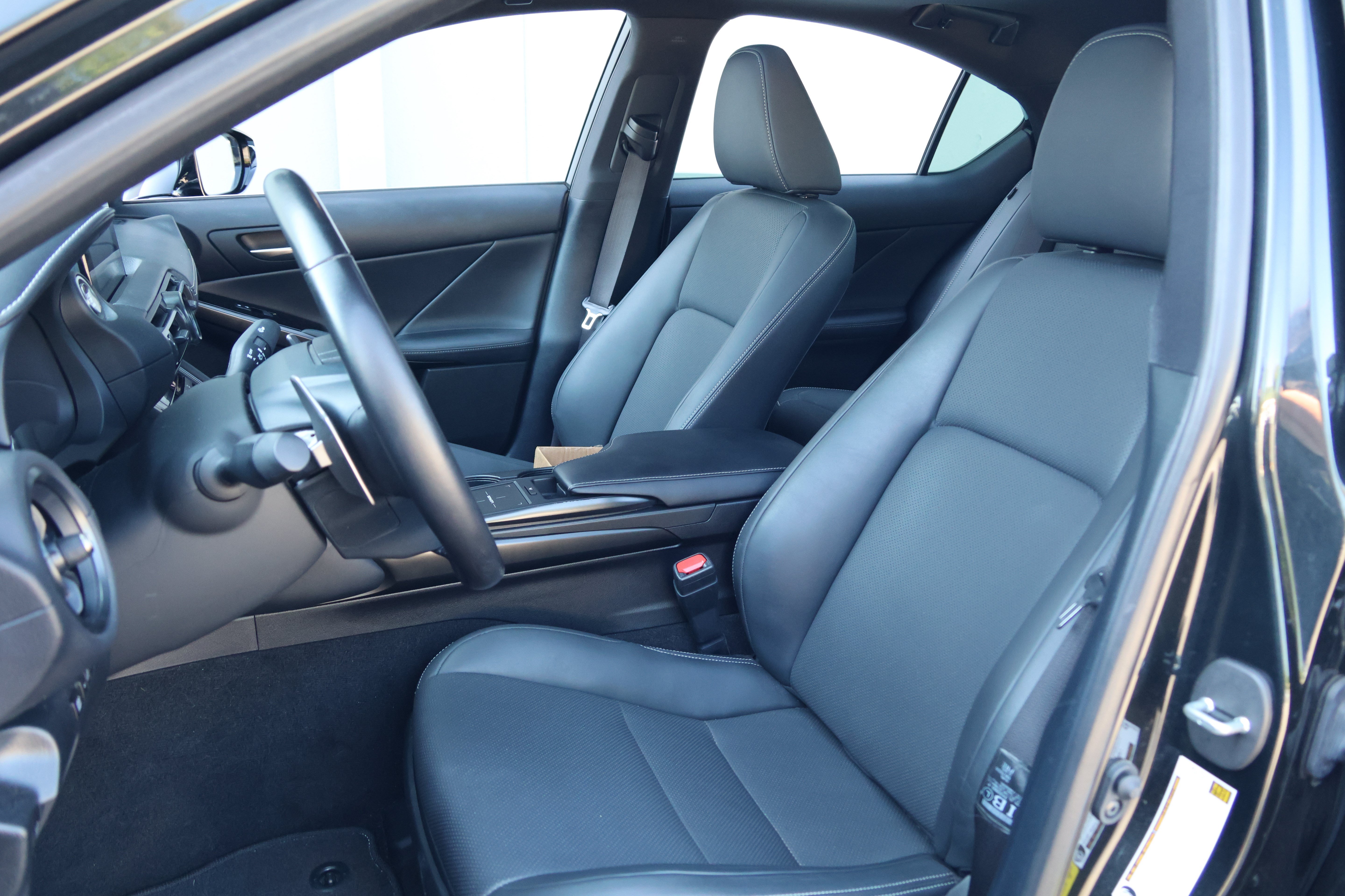 Used 2024 Lexus IS 350 F Sport RWD image 34