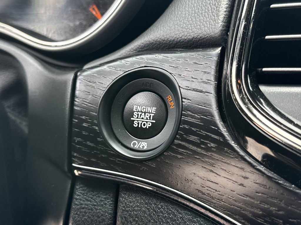 Used 2020 Jeep Grand Cherokee High Altitude AWD/4WD image 36