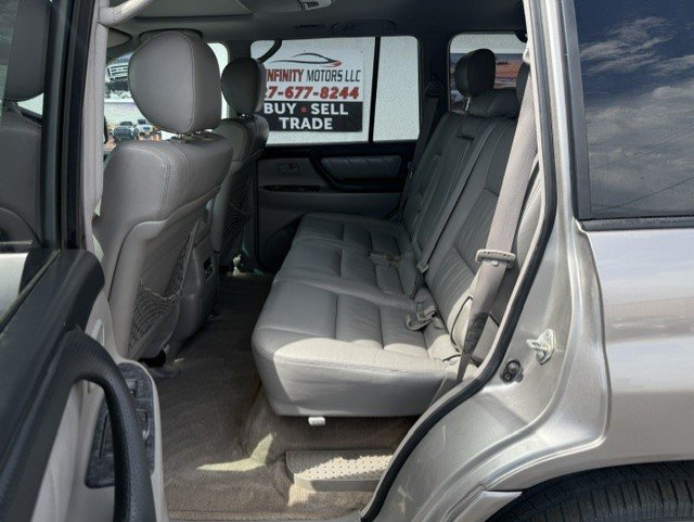 Used 2004 Toyota Land Cruiser AWD/4WD image 14