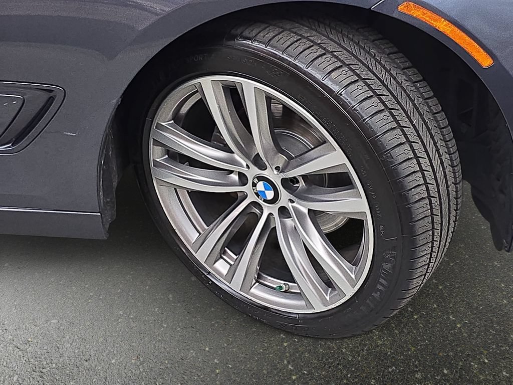 Used 2017 BMW 330i Gran Turismo xDrive AWD/4WD image 34