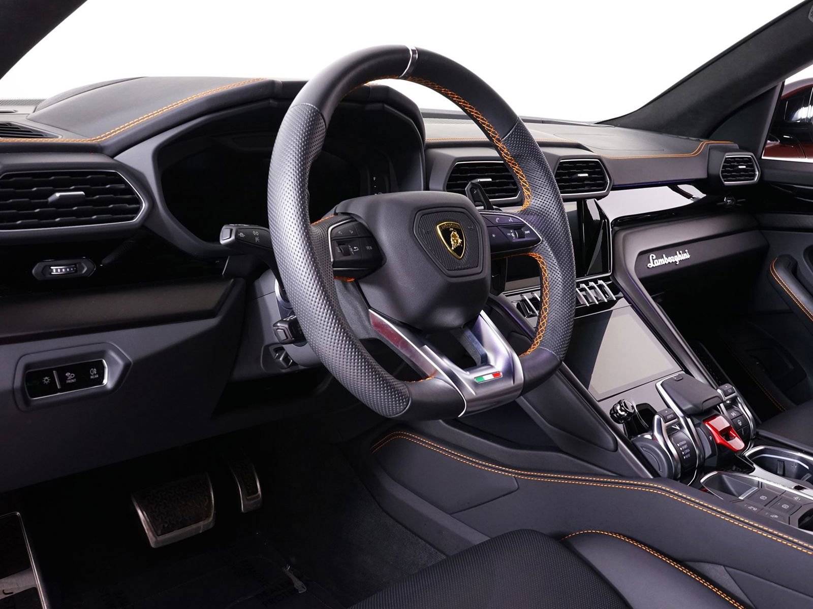 Used 2024 Lamborghini Urus S image 5