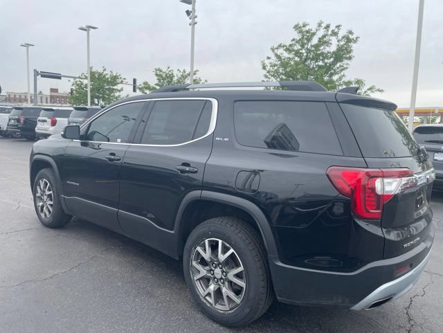 Certified 2023 GMC Acadia SLE w/ Driver Convenience Package AWD/4WD image 4