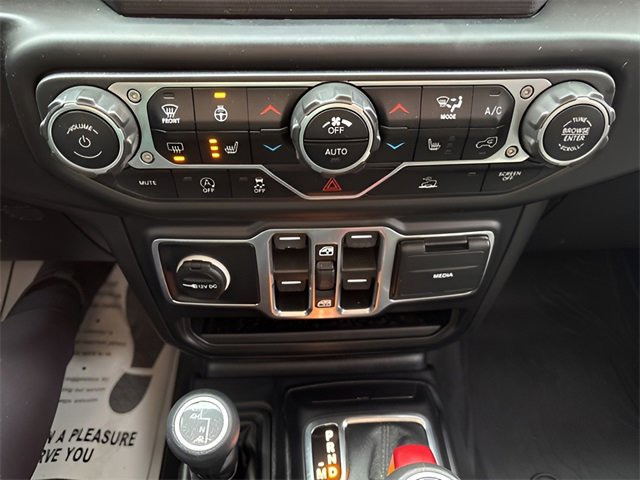 Used 2021 Jeep Wrangler Unlimited Islander image 14