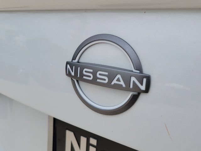 Certified 2025 Nissan Versa SR w/ Trunk Package FWD image 13