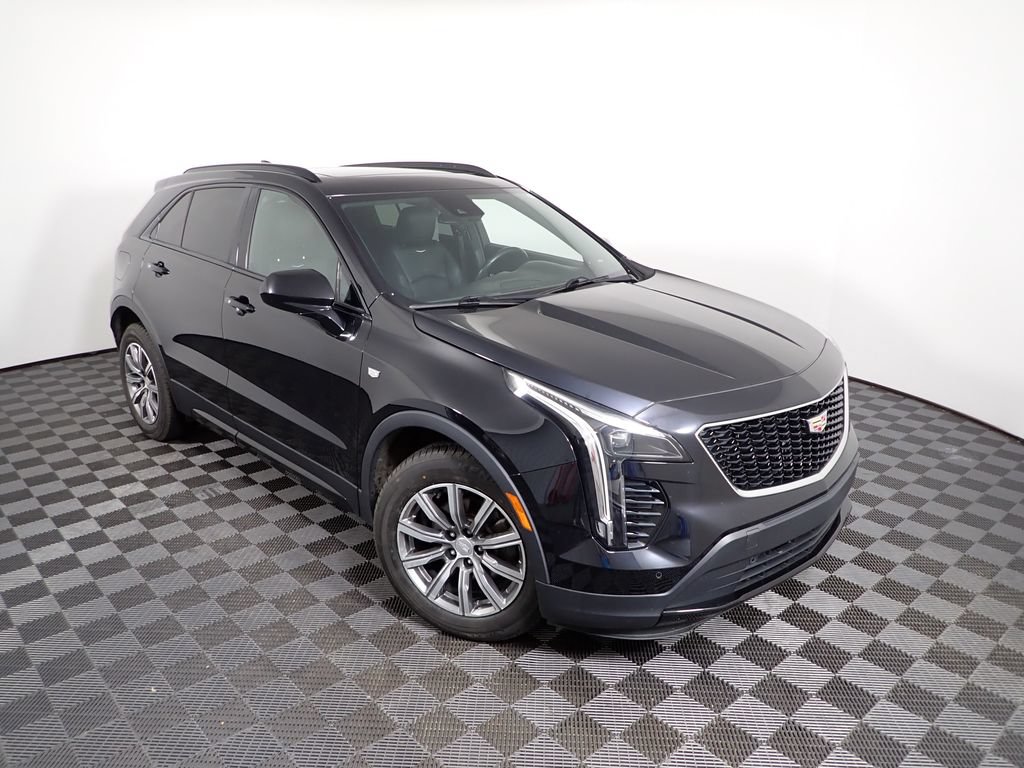 Used 2020 Cadillac XT4 Sport w/ Driver Awareness Package AWD/4WD image 9