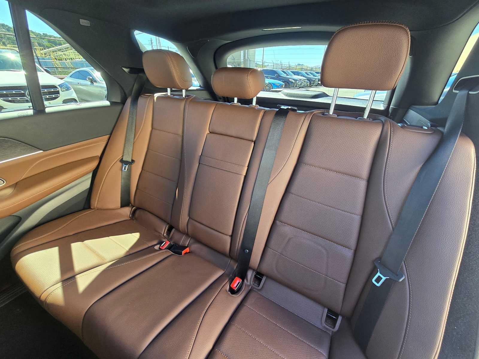Used 2025 Mercedes-Benz GLE 450e 4MATIC image 18