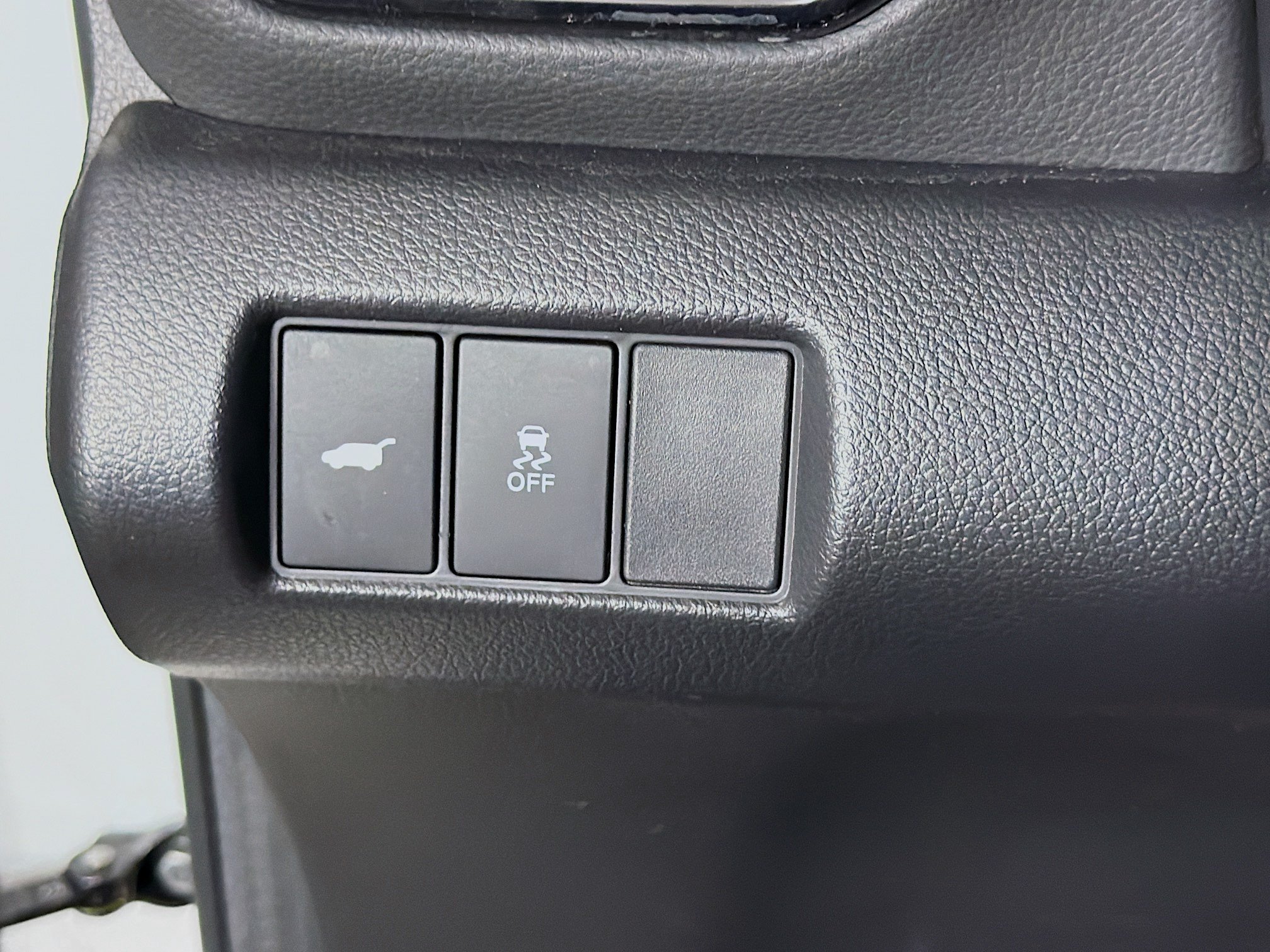 Used 2025 Honda Pilot EX-L image 17